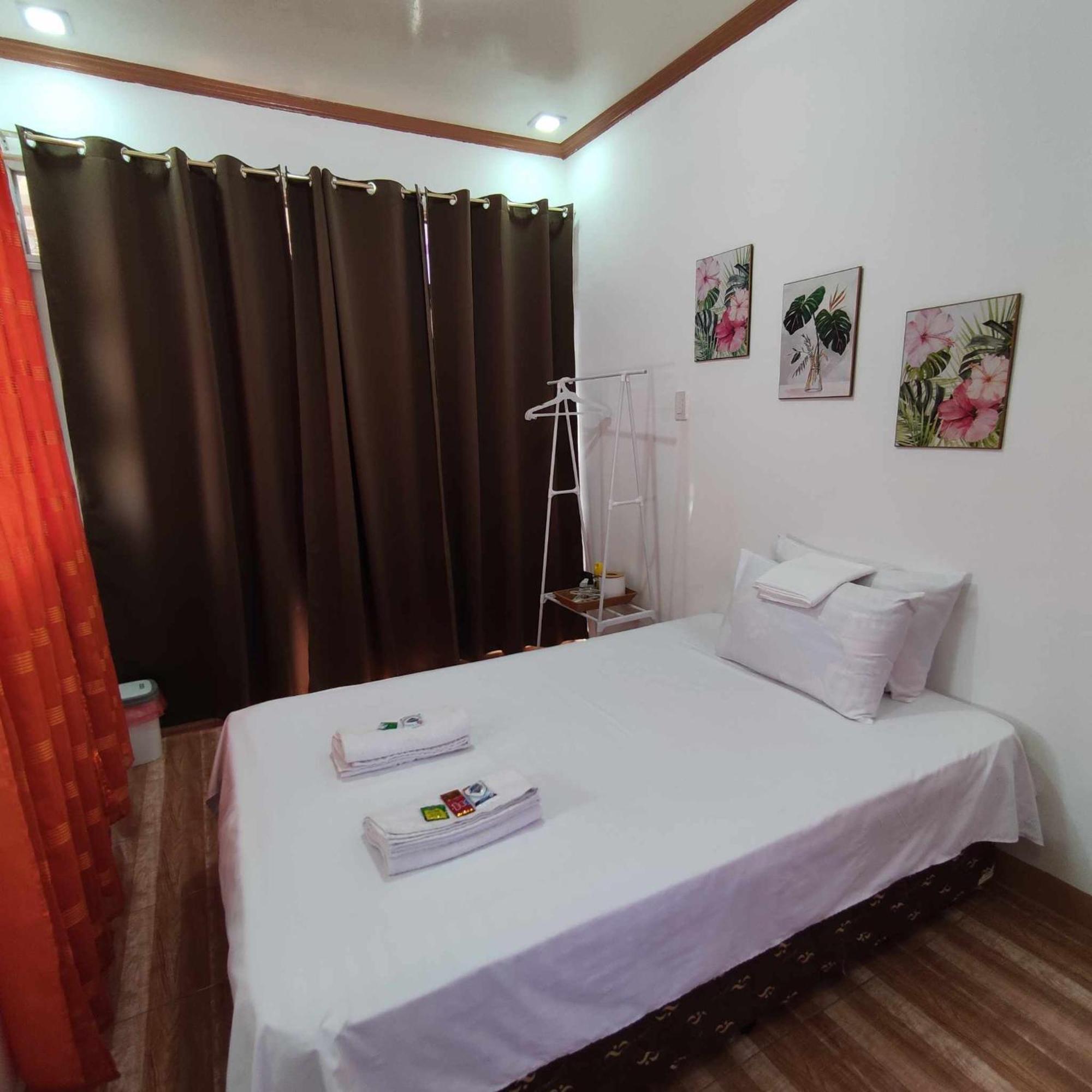 Zia Homestay Burgos  Rum bild