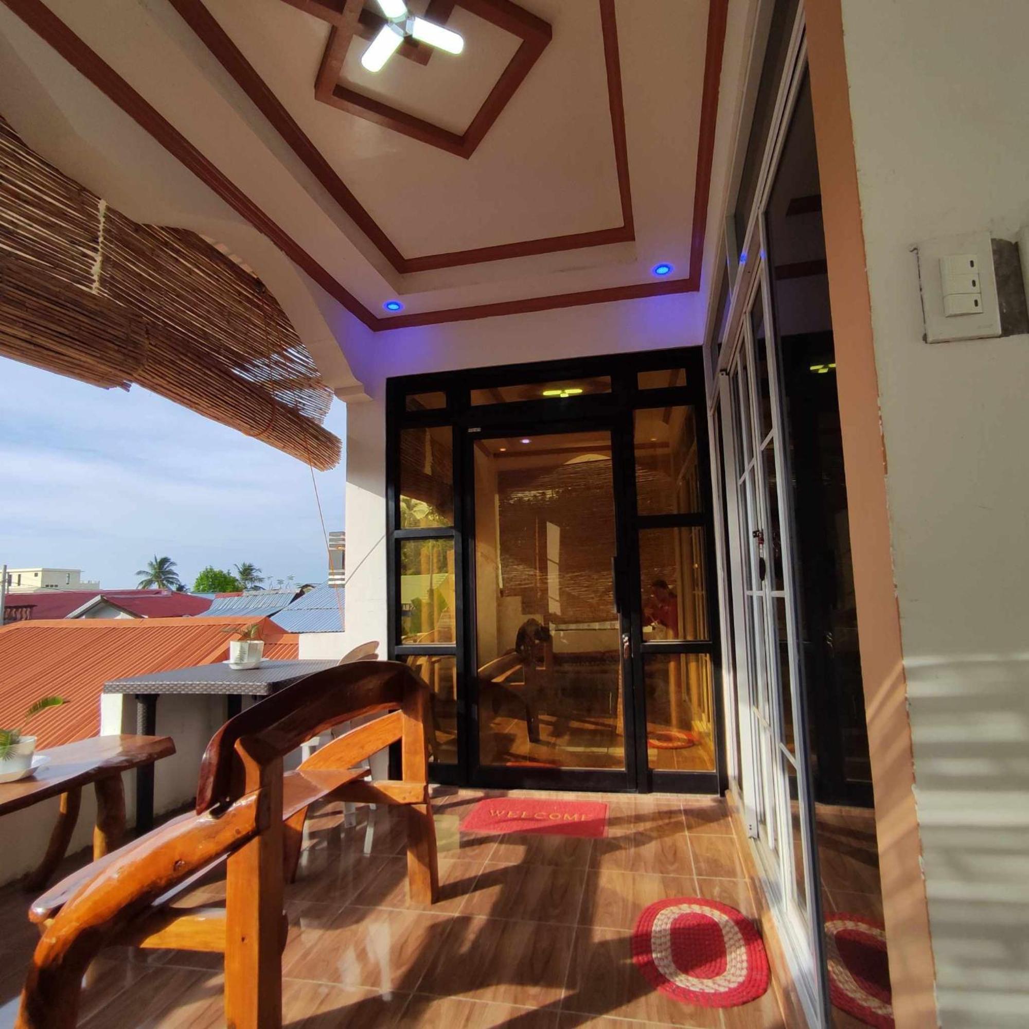 Zia Homestay Burgos  Exteriör bild