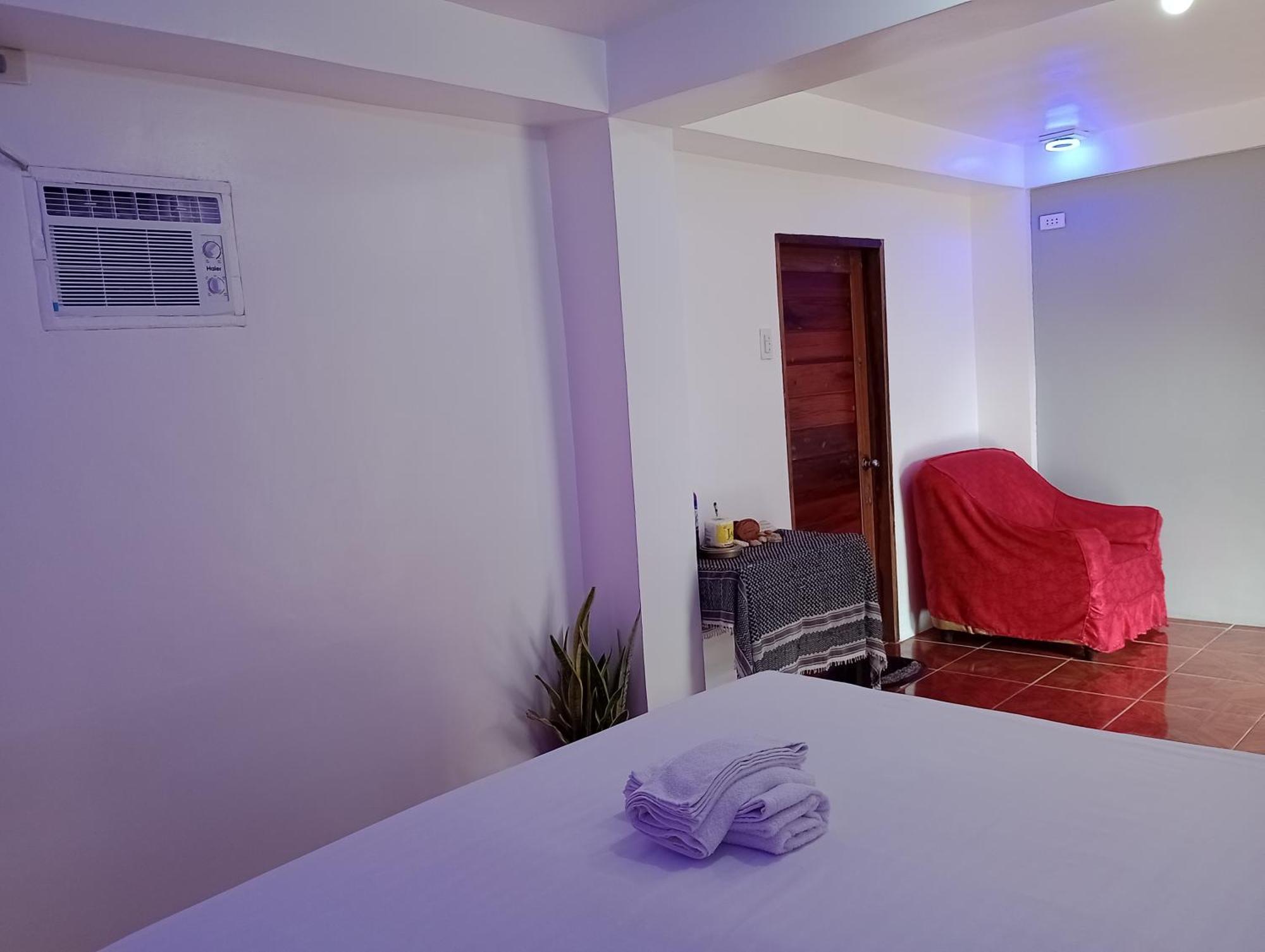 Zia Homestay Burgos  Exteriör bild